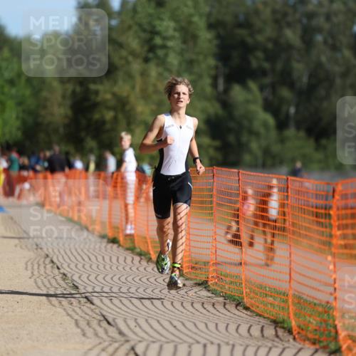 07.09.2025 - 19. Norderstedt Triathlon Michael Strokosch http://msf.ph/oto/8753900 07.09.2025 10:39:53 Laufen 675 meine-sportfotos.de