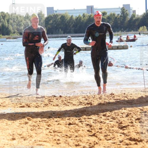 07.09.2025 - 19. Norderstedt Triathlon Luisa Fischer http://msf.ph/oto/8753909 07.09.2025 15:38:30 Schwimmen 1057, 1063, 1093, 1098, 1104, 1570, 1571, 1586, 1606, 1624 meine-sportfotos.de