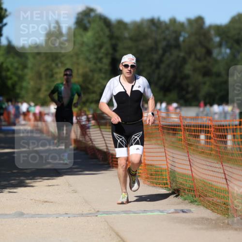 07.09.2025 - 19. Norderstedt Triathlon Michael Strokosch http://msf.ph/oto/8753912 07.09.2025 14:52:08 Laufen 361, 1014 meine-sportfotos.de