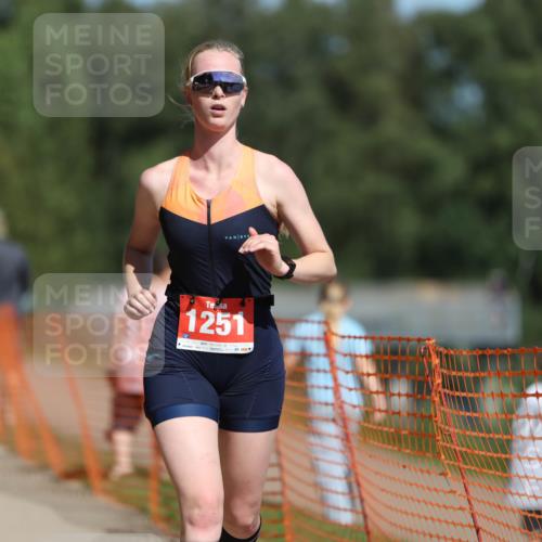 07.09.2025 - 19. Norderstedt Triathlon Michael Strokosch http://msf.ph/oto/8753913 07.09.2025 12:48:01 Laufen 216, 1251, 1315 meine-sportfotos.de