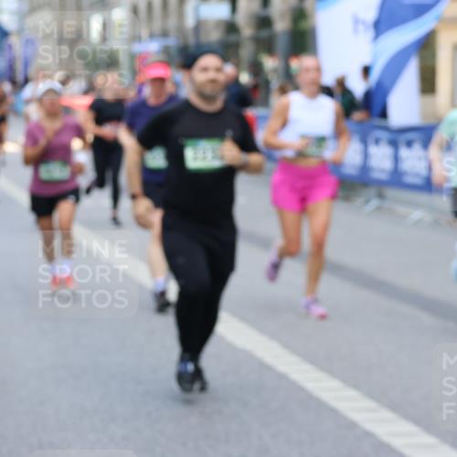 07.09.2025 - BARMER Alsterlauf Strokosch-Dieckow http://msf.ph/oto/8753924 07.09.2025 10:14:29 Ziel 2621, 2736, 2825, 3221, 3455, 3466, 3736, 3851, 3904, 4630, 4725, 4734, 4742, 4845, 4883, 5036, 5280, 5281, 6344, 6345, 8258, 8296 meine-sportfotos.de