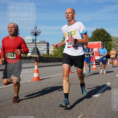 07.09.2025 - BARMER Alsterlauf Yannick Fuchs http://msf.ph/oto/8753938 07.09.2025 09:37:09 Laufen 8154, 3456 meine-sportfotos.de