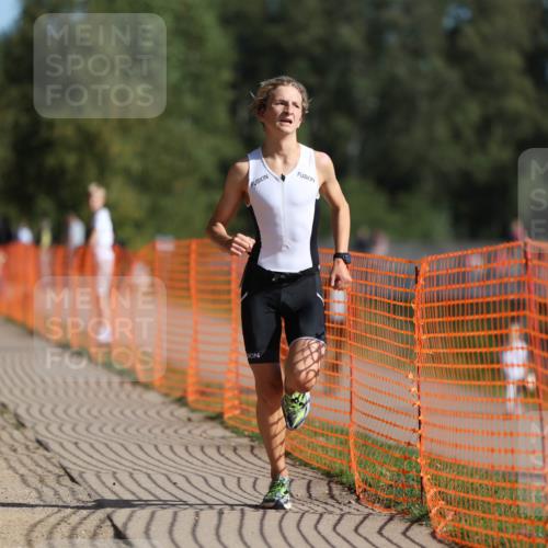 07.09.2025 - 19. Norderstedt Triathlon Michael Strokosch http://msf.ph/oto/8753948 07.09.2025 10:39:55 Laufen 675 meine-sportfotos.de