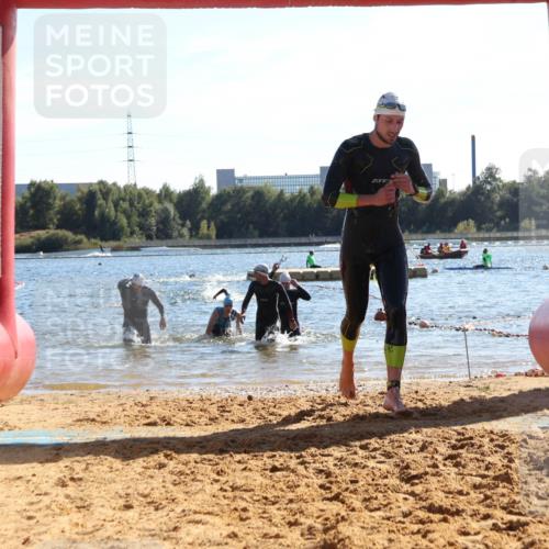 07.09.2025 - 19. Norderstedt Triathlon Luisa Fischer http://msf.ph/oto/8753955 07.09.2025 15:38:35 Schwimmen 1057, 1063, 1098, 1570, 1571, 1586, 1606 meine-sportfotos.de