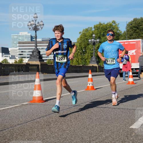 07.09.2025 - BARMER Alsterlauf Yannick Fuchs http://msf.ph/oto/8753956 07.09.2025 09:37:10 Laufen 5227, 6120, 2785 meine-sportfotos.de