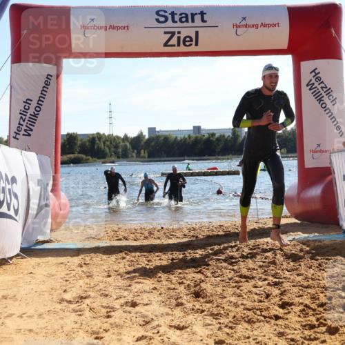 07.09.2025 - 19. Norderstedt Triathlon Luisa Fischer http://msf.ph/oto/8753964 07.09.2025 15:38:35 Schwimmen 1057, 1063, 1098, 1570, 1571, 1586, 1606 meine-sportfotos.de