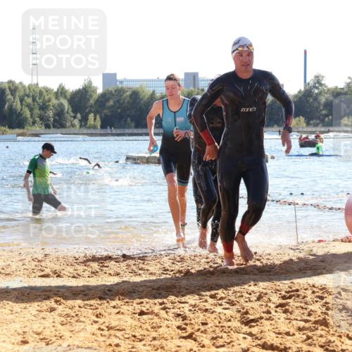 07.09.2025 - 19. Norderstedt Triathlon Luisa Fischer http://msf.ph/oto/8753977 07.09.2025 15:38:41 Schwimmen 1063, 1565, 1570, 1584, 1586, 1606, 1610 meine-sportfotos.de