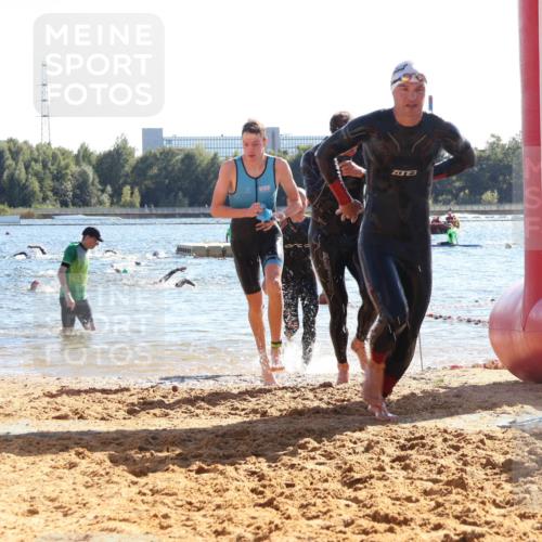 07.09.2025 - 19. Norderstedt Triathlon Luisa Fischer http://msf.ph/oto/8753981 07.09.2025 15:38:41 Schwimmen 1063, 1565, 1570, 1584, 1586, 1606, 1610 meine-sportfotos.de
