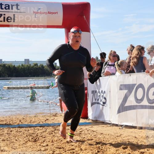 07.09.2025 - 19. Norderstedt Triathlon Luisa Fischer http://msf.ph/oto/8753993 07.09.2025 11:41:55 Schwimmen 792, 1367, 1386 meine-sportfotos.de