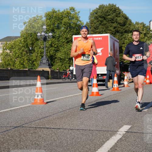 07.09.2025 - BARMER Alsterlauf Yannick Fuchs http://msf.ph/oto/8754003 07.09.2025 09:37:12 Laufen 2785, 983 meine-sportfotos.de