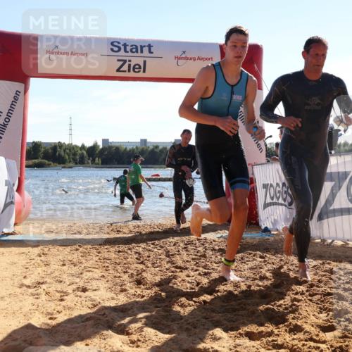 07.09.2025 - 19. Norderstedt Triathlon Luisa Fischer http://msf.ph/oto/8754013 07.09.2025 15:38:43 Schwimmen 1565, 1570, 1584, 1586, 1606, 1610 meine-sportfotos.de