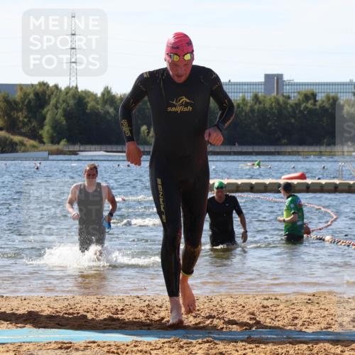 07.09.2025 - 19. Norderstedt Triathlon Luisa Fischer http://msf.ph/oto/8754031 07.09.2025 11:42:04 Schwimmen 730, 1359, 1367 meine-sportfotos.de