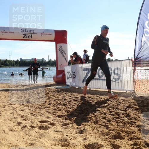 07.09.2025 - 19. Norderstedt Triathlon Luisa Fischer http://msf.ph/oto/8754035 07.09.2025 15:39:02 Schwimmen 1061, 1612, 1619 meine-sportfotos.de