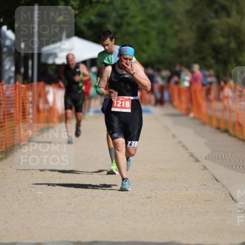 07.09.2025 - 19. Norderstedt Triathlon Michael Strokosch http://msf.ph/oto/8754046 07.09.2025 12:02:12 Laufen 1190, 1218 meine-sportfotos.de