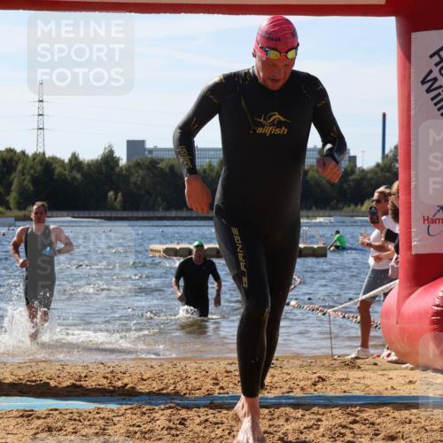 07.09.2025 - 19. Norderstedt Triathlon Luisa Fischer http://msf.ph/oto/8754052 07.09.2025 11:42:05 Schwimmen 730, 1359, 1367 meine-sportfotos.de