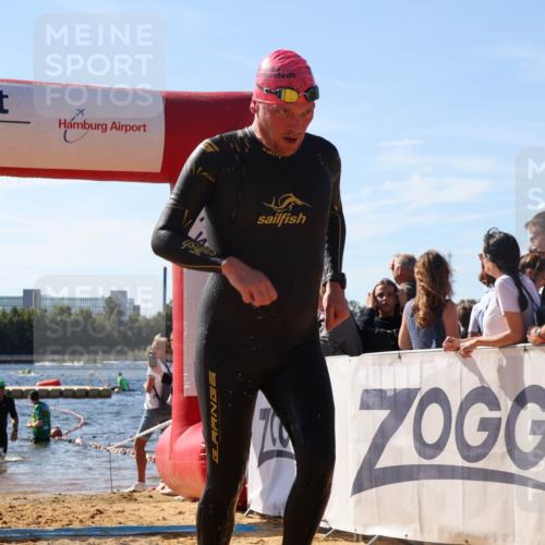 07.09.2025 - 19. Norderstedt Triathlon Luisa Fischer http://msf.ph/oto/8754068 07.09.2025 11:42:06 Schwimmen 730, 1359, 1367 meine-sportfotos.de