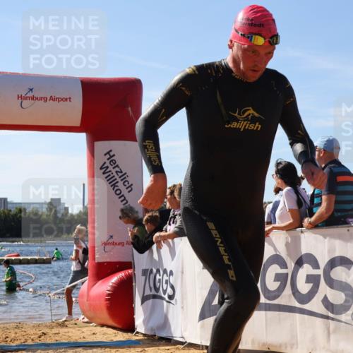 07.09.2025 - 19. Norderstedt Triathlon Luisa Fischer http://msf.ph/oto/8754072 07.09.2025 11:42:07 Schwimmen 730, 1359 meine-sportfotos.de