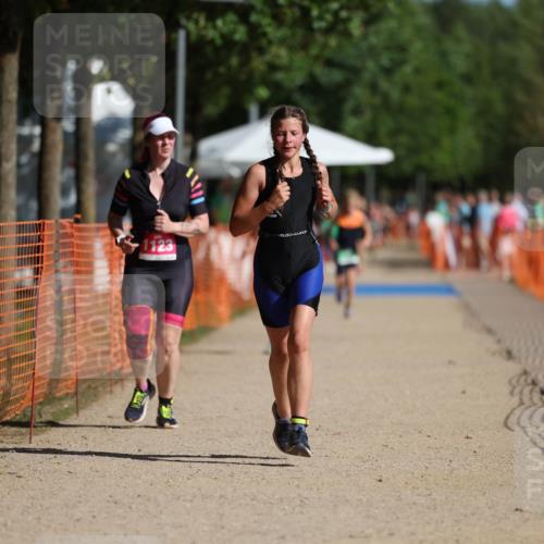 07.09.2025 - 19. Norderstedt Triathlon Michael Strokosch http://msf.ph/oto/8754108 07.09.2025 10:59:16 Laufen 64, 83, 1123 meine-sportfotos.de