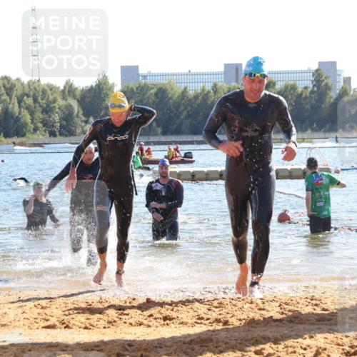 07.09.2025 - 19. Norderstedt Triathlon Luisa Fischer http://msf.ph/oto/8754121 07.09.2025 15:39:24 Schwimmen 1053, 1072, 1561, 1569, 1582, 1614 meine-sportfotos.de