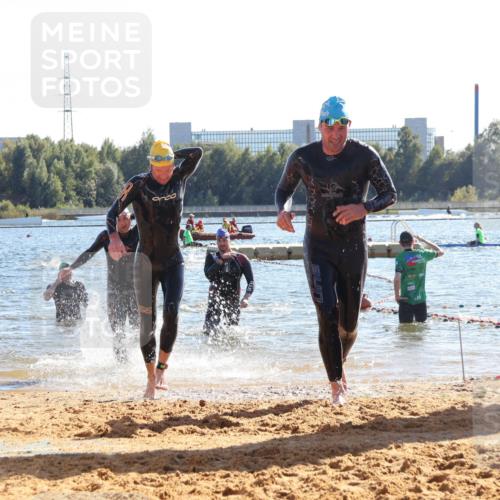 07.09.2025 - 19. Norderstedt Triathlon Luisa Fischer http://msf.ph/oto/8754123 07.09.2025 15:39:24 Schwimmen 1053, 1072, 1561, 1569, 1582, 1614 meine-sportfotos.de