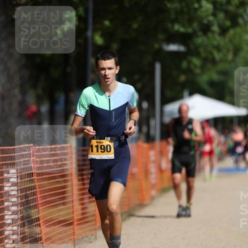07.09.2025 - 19. Norderstedt Triathlon Michael Strokosch http://msf.ph/oto/8754126 07.09.2025 12:02:14 Laufen 1190, 1217, 1218 meine-sportfotos.de