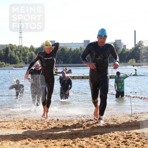 07.09.2025 - 19. Norderstedt Triathlon Luisa Fischer http://msf.ph/oto/8754130 07.09.2025 15:39:24 Schwimmen 1053, 1072, 1561, 1569, 1582, 1614 meine-sportfotos.de
