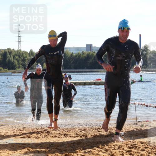 07.09.2025 - 19. Norderstedt Triathlon Luisa Fischer http://msf.ph/oto/8754140 07.09.2025 15:39:25 Schwimmen 1053, 1072, 1561, 1569, 1582, 1614 meine-sportfotos.de