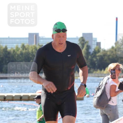 07.09.2025 - 19. Norderstedt Triathlon Luisa Fischer http://msf.ph/oto/8754142 07.09.2025 11:42:13 Schwimmen 730, 835, 1359 meine-sportfotos.de