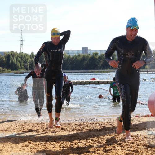 07.09.2025 - 19. Norderstedt Triathlon Luisa Fischer http://msf.ph/oto/8754146 07.09.2025 15:39:25 Schwimmen 1053, 1072, 1561, 1569, 1582, 1614 meine-sportfotos.de