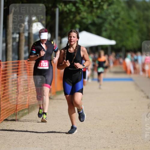 07.09.2025 - 19. Norderstedt Triathlon Michael Strokosch http://msf.ph/oto/8754147 07.09.2025 10:59:16 Laufen 64, 83, 1123 meine-sportfotos.de