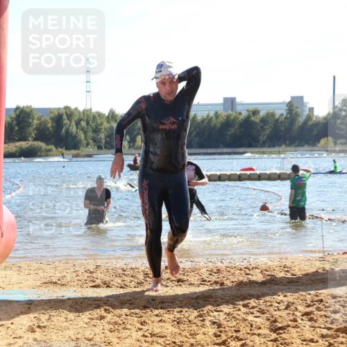 07.09.2025 - 19. Norderstedt Triathlon Luisa Fischer http://msf.ph/oto/8754161 07.09.2025 15:39:28 Schwimmen 1561, 1569, 1582, 1614, 1618 meine-sportfotos.de