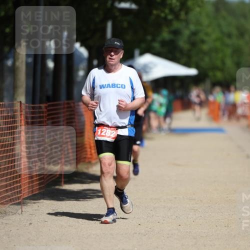 07.09.2025 - 19. Norderstedt Triathlon Michael Strokosch http://msf.ph/oto/8754166 07.09.2025 12:48:14 Laufen 1282, 1322, 1349 meine-sportfotos.de