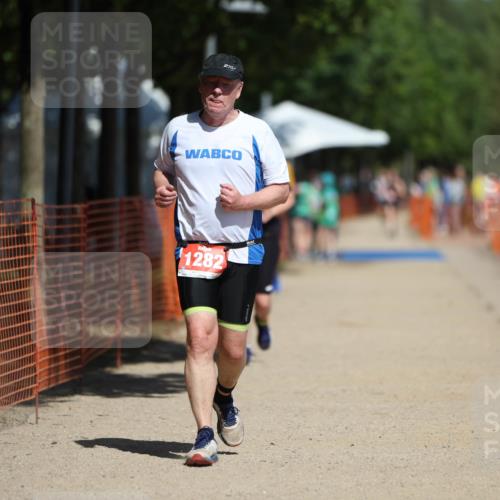 07.09.2025 - 19. Norderstedt Triathlon Michael Strokosch http://msf.ph/oto/8754194 07.09.2025 12:48:15 Laufen 1282, 1322, 1349 meine-sportfotos.de