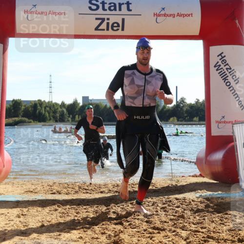 07.09.2025 - 19. Norderstedt Triathlon Luisa Fischer http://msf.ph/oto/8754223 07.09.2025 15:39:33 Schwimmen 1561, 1569, 1582, 1591, 1618 meine-sportfotos.de