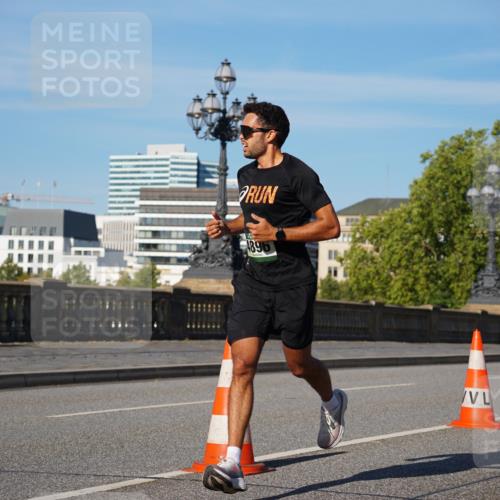 07.09.2025 - BARMER Alsterlauf Yannick Fuchs http://msf.ph/oto/8754224 07.09.2025 09:37:17 Laufen 4896 meine-sportfotos.de