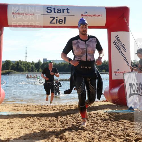 07.09.2025 - 19. Norderstedt Triathlon Luisa Fischer http://msf.ph/oto/8754228 07.09.2025 15:39:34 Schwimmen 1561, 1569, 1582, 1591, 1618 meine-sportfotos.de