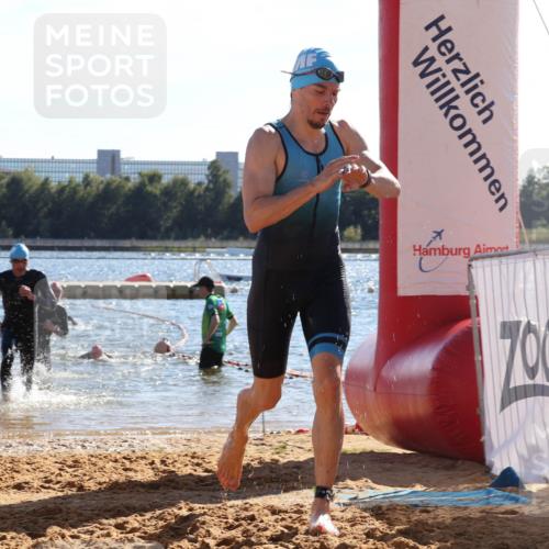 07.09.2025 - 19. Norderstedt Triathlon Luisa Fischer http://msf.ph/oto/8754345 07.09.2025 15:39:57 Schwimmen 1620, 1625 meine-sportfotos.de