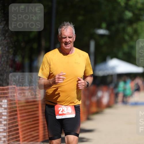 07.09.2025 - 19. Norderstedt Triathlon Michael Strokosch http://msf.ph/oto/8754357 07.09.2025 12:48:28 Laufen 234 meine-sportfotos.de