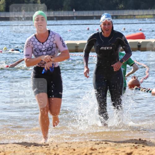 07.09.2025 - 19. Norderstedt Triathlon Luisa Fischer http://msf.ph/oto/8754358 07.09.2025 11:42:44 Schwimmen 738, 1294, 1379 meine-sportfotos.de