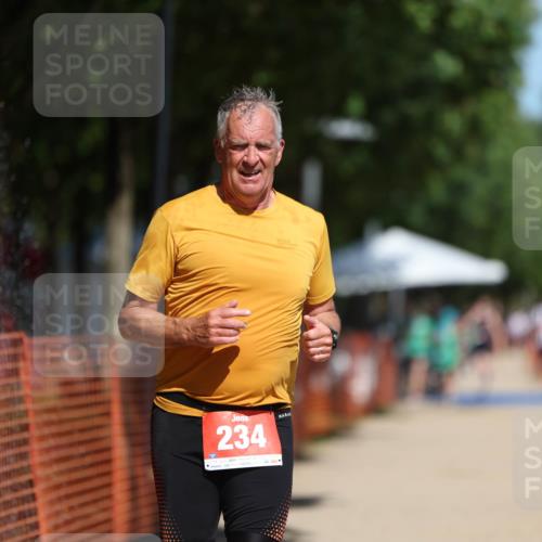 07.09.2025 - 19. Norderstedt Triathlon Michael Strokosch http://msf.ph/oto/8754364 07.09.2025 12:48:28 Laufen 234 meine-sportfotos.de
