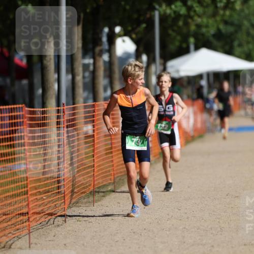 07.09.2025 - 19. Norderstedt Triathlon Michael Strokosch http://msf.ph/oto/8754432 07.09.2025 10:59:24 Laufen 64, 73, 83, 132, 1123 meine-sportfotos.de