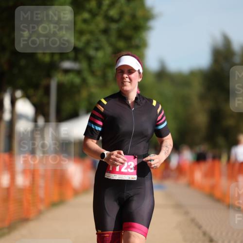 07.09.2025 - 19. Norderstedt Triathlon Michael Strokosch http://msf.ph/oto/8754433 07.09.2025 10:40:24 Laufen 645, 1123 meine-sportfotos.de