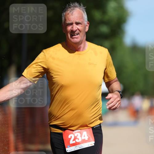 07.09.2025 - 19. Norderstedt Triathlon Michael Strokosch http://msf.ph/oto/8754437 07.09.2025 12:48:30 Laufen 234 meine-sportfotos.de