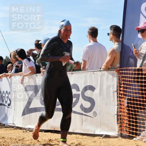 07.09.2025 - 19. Norderstedt Triathlon Luisa Fischer http://msf.ph/oto/8754447 07.09.2025 11:42:50 Schwimmen 738, 1294, 1379 meine-sportfotos.de