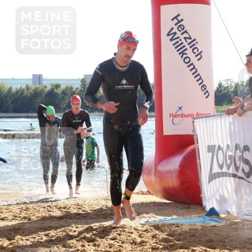 07.09.2025 - 19. Norderstedt Triathlon Luisa Fischer http://msf.ph/oto/8754454 07.09.2025 15:40:04 Schwimmen 1551, 1553, 1573, 1577, 1620, 1625 meine-sportfotos.de