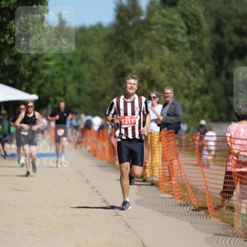 07.09.2025 - 19. Norderstedt Triathlon Michael Strokosch http://msf.ph/oto/8754503 07.09.2025 12:48:44 Laufen 1311 meine-sportfotos.de