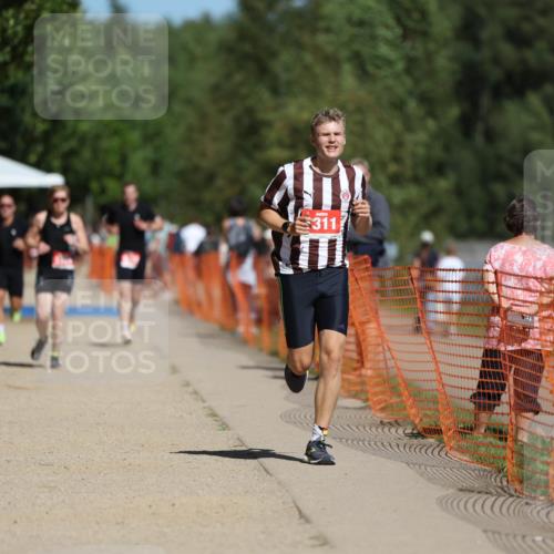 07.09.2025 - 19. Norderstedt Triathlon Michael Strokosch http://msf.ph/oto/8754521 07.09.2025 12:48:45 Laufen 1311 meine-sportfotos.de