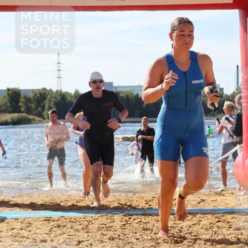 07.09.2025 - 19. Norderstedt Triathlon Luisa Fischer http://msf.ph/oto/8754568 07.09.2025 11:43:15 Schwimmen 164, 165, 202, 818, 1220, 1252, 1350, 1351 meine-sportfotos.de
