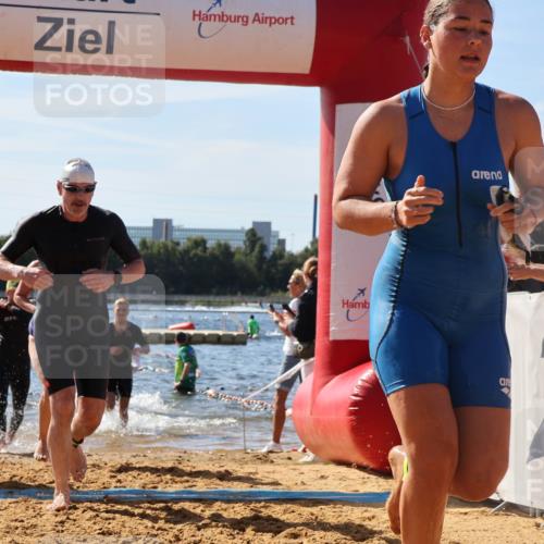 07.09.2025 - 19. Norderstedt Triathlon Luisa Fischer http://msf.ph/oto/8754580 07.09.2025 11:43:16 Schwimmen 164, 165, 202, 818, 1220, 1252, 1350, 1351 meine-sportfotos.de