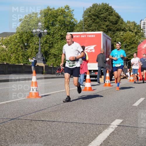 07.09.2025 - BARMER Alsterlauf Yannick Fuchs http://msf.ph/oto/8754608 07.09.2025 09:37:28 Laufen 4095, 6006, 3306, 2340 meine-sportfotos.de